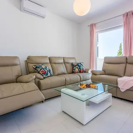 Cvetkovic Apartamento