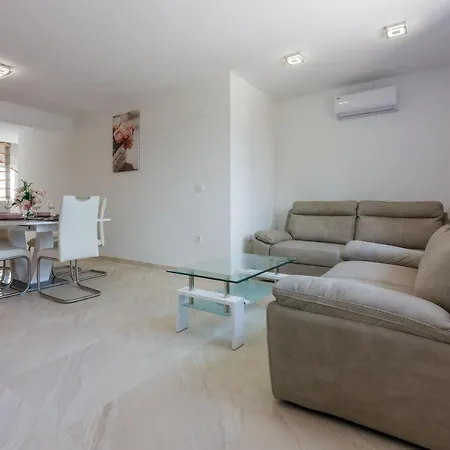Apartment Cvetkovic Crikvenica