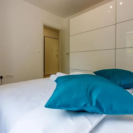 Cvetkovic Apartment *