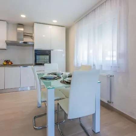 Cvetkovic Apartment *